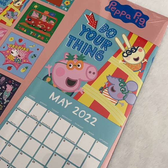 Peppa Pig | 2022 16-Month Wall Calendar - Picture 11 of 12